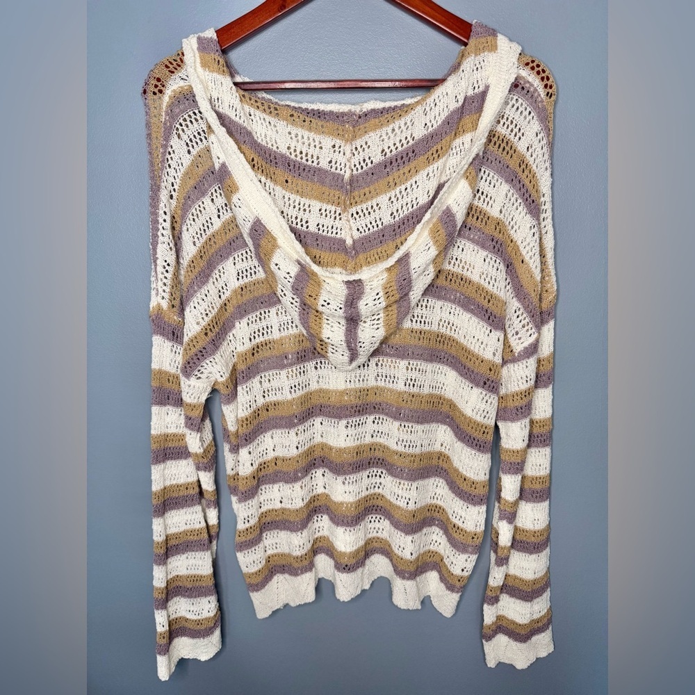 NWT BiBi V-Neck Striped Knit Boho Beach Vacation Top | Size Large - Picture 5 of 10